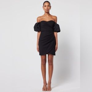 Elliatt Deene Dress in black, NWT